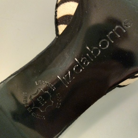 Liz Claiborne Animal Print Heeled Sandals | US 9 - Picture 7 of 8